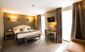 Hotel Le Lion D'Or et Restaurant La Table Du Lion